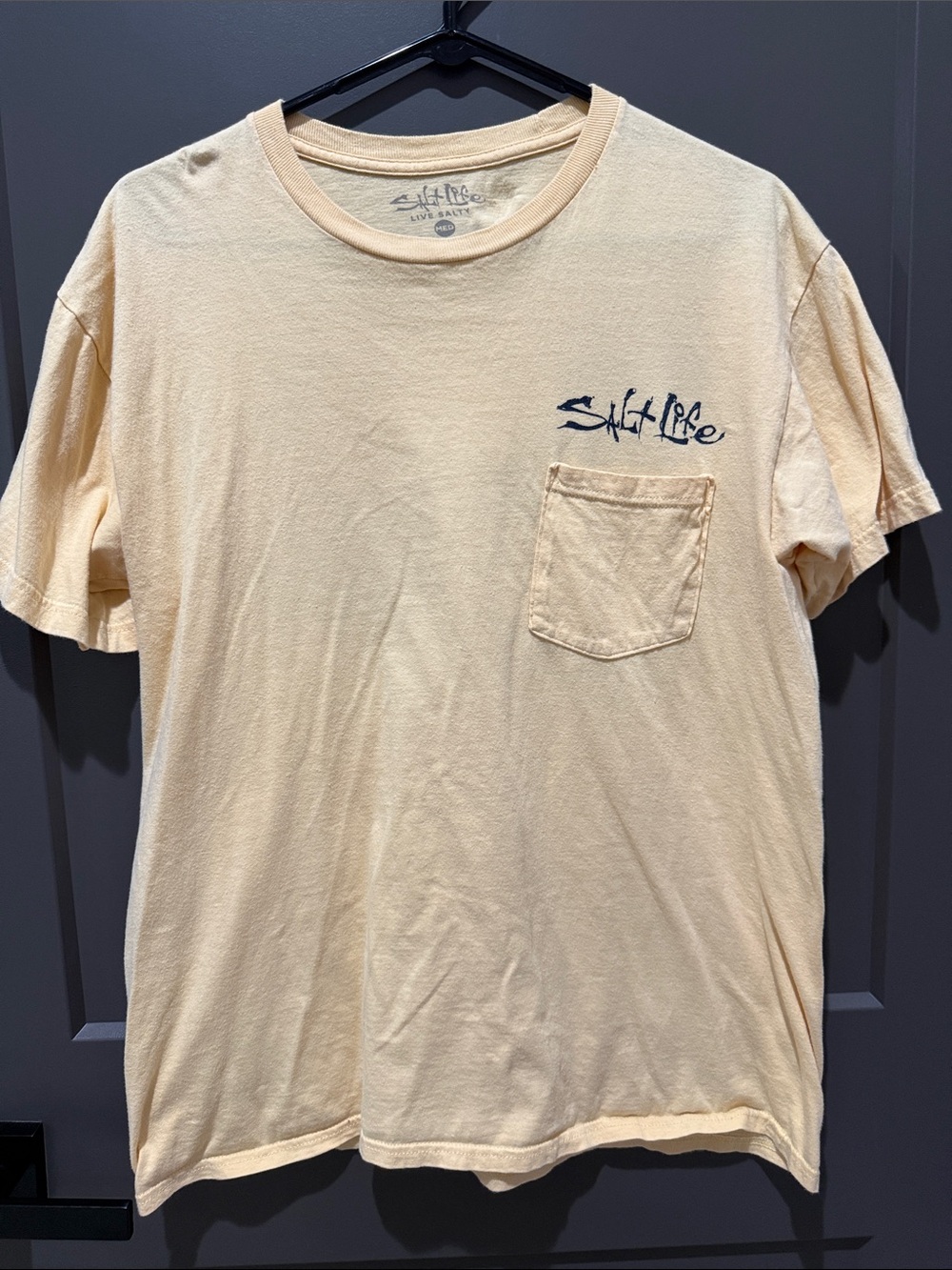 Salt Life Short Sleeve Pocket Tee in Pale Yellow